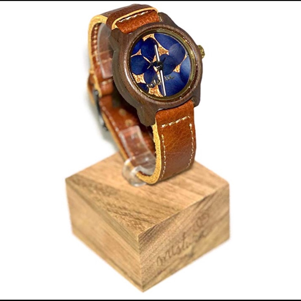 Marco Design, Pui Wood, Dark Blue Flowers